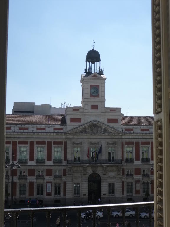 Hostal Americano Madrid Exterior photo