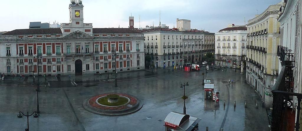 Hostal Americano Madrid Exterior photo