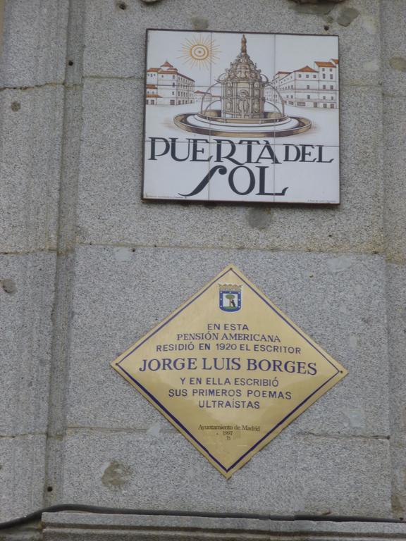 Hostal Americano Madrid Exterior photo